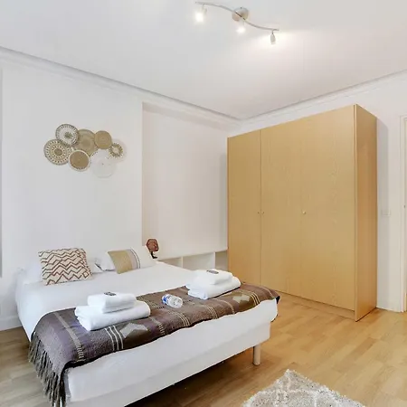 Apartment Chic - 3br 10p - Gare De L'est Republique *